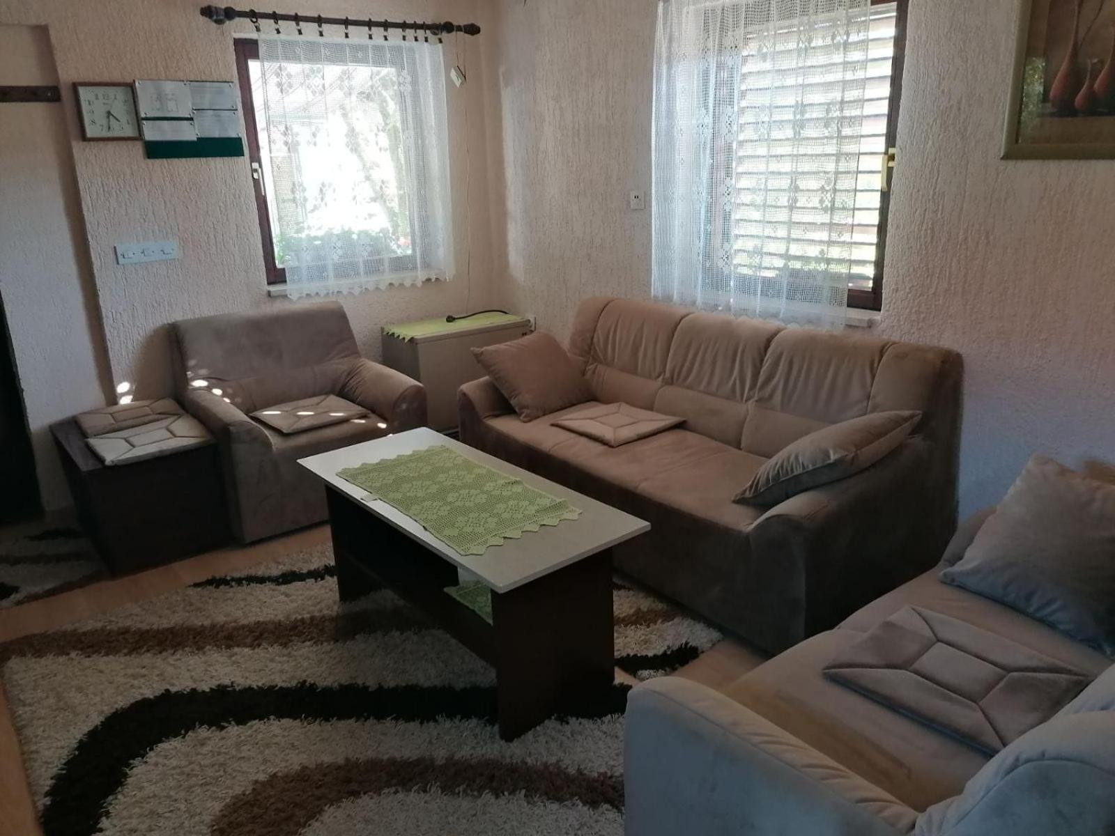 Studio Apartman Barbara Josipdol Bagian luar foto